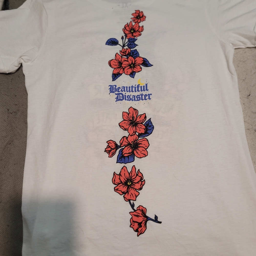 NEW Beautiful Disaster Raven Slashed Tee - Picture 4 of 5